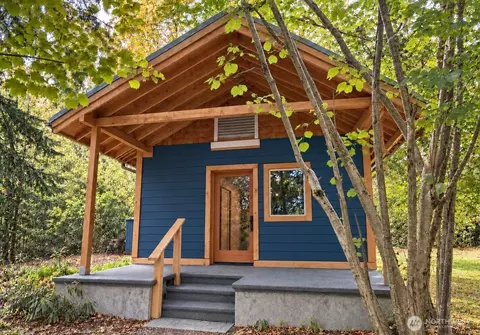 1697 E Marrowstone, Nordland, WA 98358