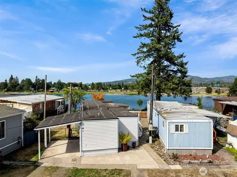 296 Island Aire Dr #43, Woodland, WA 98674