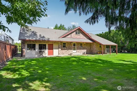 Exterior - 27527 SE 467th Pl, Enumclaw, WA 98022 photo 5 of 9