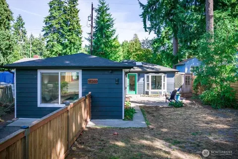 14346 Interlake Ave N, Seattle, WA 98133