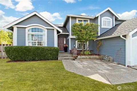 Exterior - 709 Victor St, Enumclaw, WA 98022 photo 2 of 7