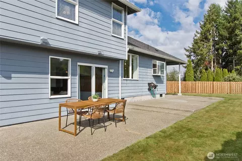 Exterior - 709 Victor St, Enumclaw, WA 98022 photo 3 of 7