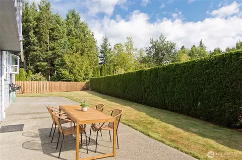Exterior - 709 Victor St, Enumclaw, WA 98022 photo 4 of 7