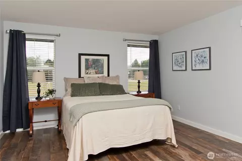 Bedroom - 709 Victor St, Enumclaw, WA 98022 photo 2 of 3