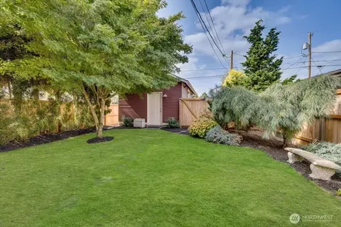 Exterior - 2020 Lombard Ave, Everett, WA 98201 photo 4 of 5