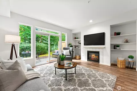 Living - 21616 9th Ave SE #C105, Bothell, WA 98021 photo 2 of 4