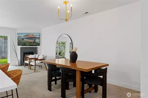 Dining - 901 E Marine View Dr #305, Everett, WA 98201 photo 1 of 2