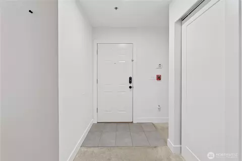 Entry Way - 901 E Marine View Dr #305, Everett, WA 98201 photo 2 of 7