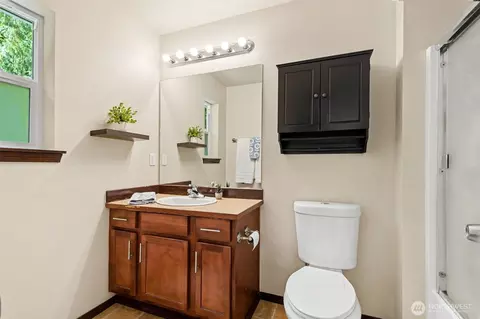 Bath - 13402 11th Pl W, Everett, WA 98204 photo 1 of 2