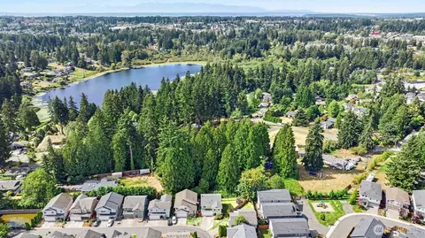 View/Area - 13402 11th Pl W, Everett, WA 98204 photo 2 of 4
