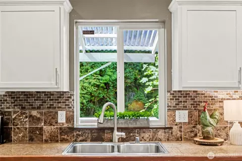 Kitchen - 13402 11th Pl W, Everett, WA 98204 photo 4 of 4