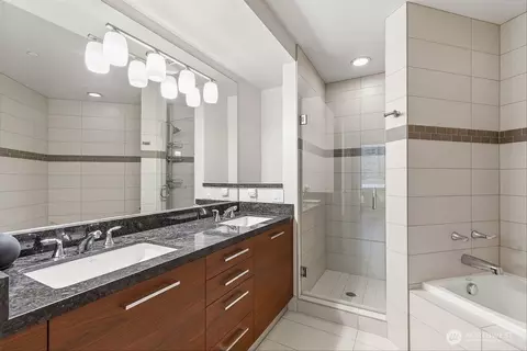 Bath - 1920 4th Ave #509, Seattle, WA 98101 photo 2 of 2
