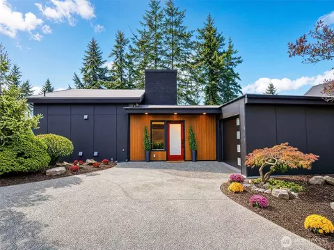 11647 Beacon Ave S, Seattle, WA 98178