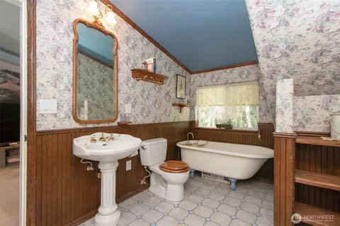 Bath - 470 510 Sherburne Rd, Sequim, WA 98382 photo 3 of 4