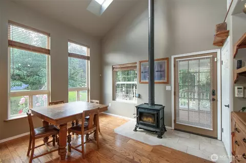 Dining - 470 510 Sherburne Rd, Sequim, WA 98382 photo 1 of 1