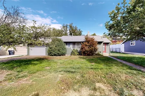 601 SE 6th St, College Place, WA 99324