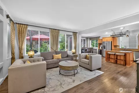 20905 12th Ave W, Lynnwood, WA 98036
