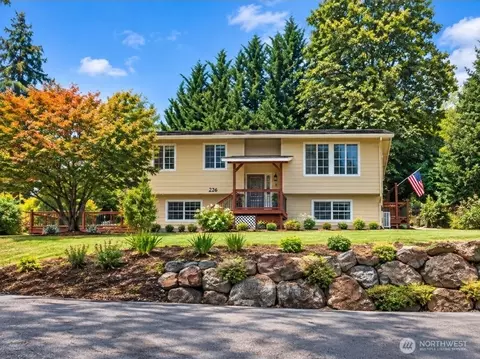 226 Gwynne Rd, Kalama, WA 98625