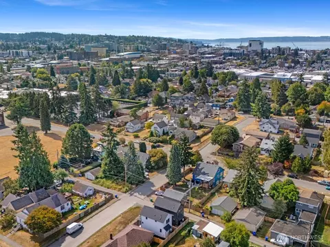 View/Area - 2815 25th St #C, Everett, WA 98201 photo 2 of 3