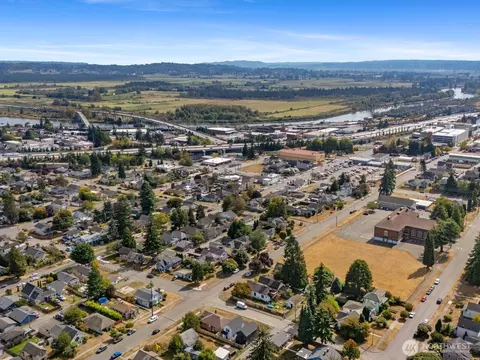 View/Area - 2815 25th St #C, Everett, WA 98201 photo 3 of 3