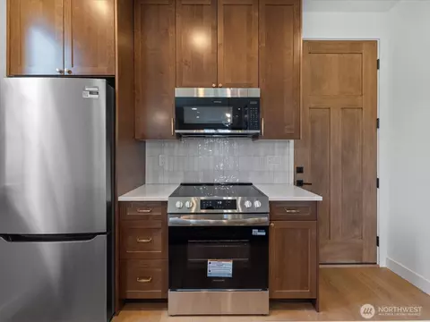 Kitchen - 2815 25th St #C, Everett, WA 98201 photo 5 of 5