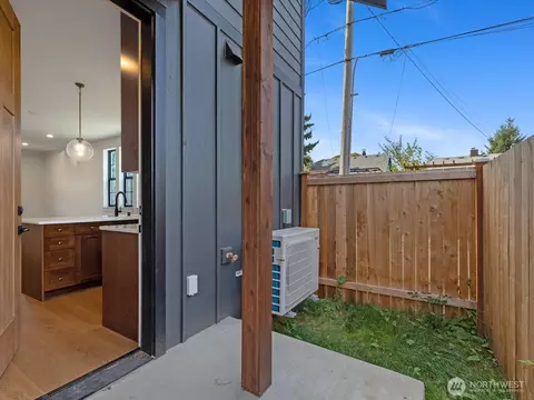 Exterior - 2815 25th St #C, Everett, WA 98201 photo 3 of 10