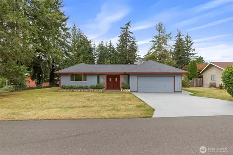 9271 Kristine Dr NW, Bremerton, WA 98311