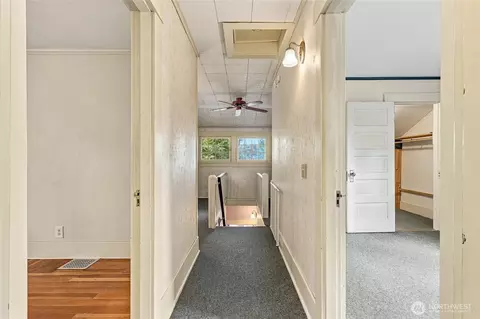 Entry Way - 1235 Isaacs Ave, Walla Walla, WA 99362 photo 4 of 6