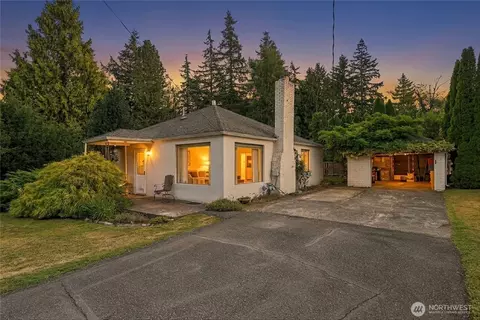 3225 Mcleod Rd, Bellingham, WA 98225