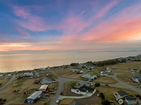 750 La Fiesta St, Coupeville, WA 98239