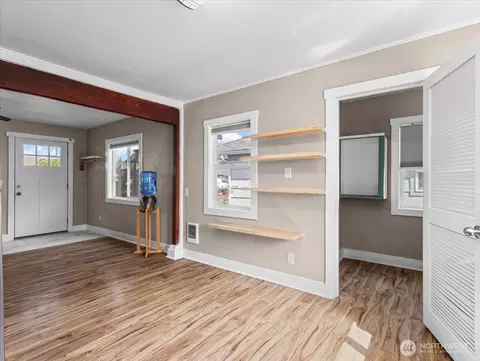 Other - 324 28th Ave, Longview, WA 98632 photo 3 of 12