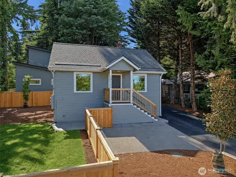 13349 25th Ave NE, Seattle, WA 98125