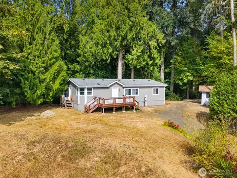 Exterior - 101 E Pirates Pl, Grapeview, WA 98546 photo 1 of 3