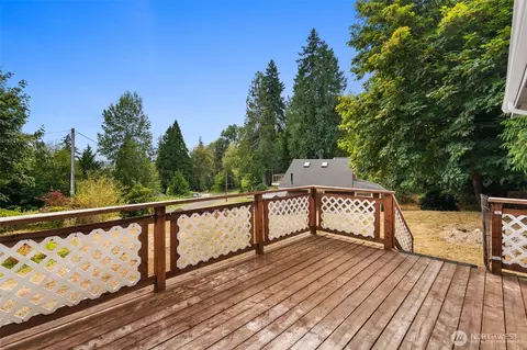 Exterior - 101 E Pirates Pl, Grapeview, WA 98546 photo 2 of 3
