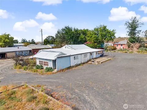 Exterior - 1102 Dobson Rd E, Odessa, WA 99159 photo 5 of 5