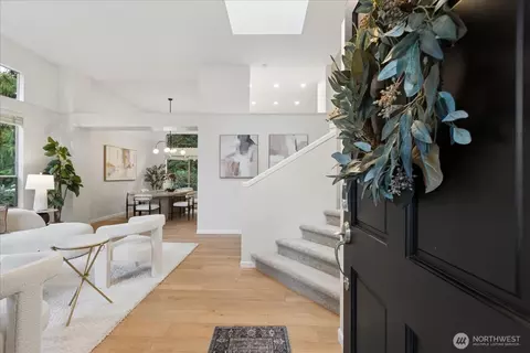 Entry Way - 11707 NE 166th Ct, Bothell, WA 98011 photo 1 of 1
