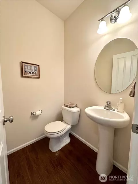 Bath - 3018 Eagle Loop NE, Lacey, WA 98516 photo 1 of 4