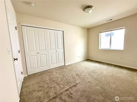 Bedroom - 3018 Eagle Loop NE, Lacey, WA 98516 photo 4 of 7