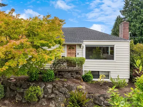 2909 W Smith St, Seattle, WA 98199
