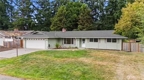 Exterior - 2217 122nd Pl SE, Everett, WA 98208 photo 8 of 8