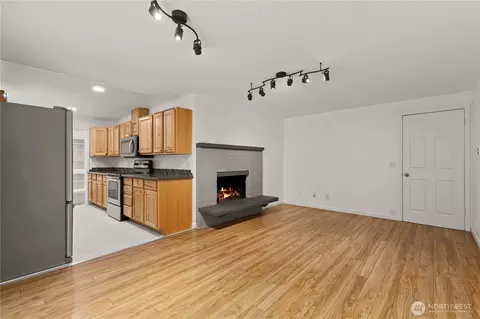 Living - 2217 122nd Pl SE, Everett, WA 98208 photo 7 of 7