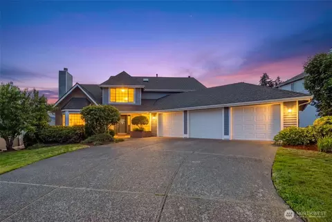 9620 S 203rd St, Kent, WA 98031