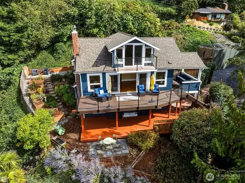 2704 SW 152nd Pl, Burien, WA 98166