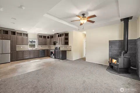 Living - 253 Riverside Rd, Sequim, WA 98382 photo 1 of 4