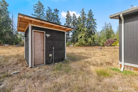 Exterior - 253 Riverside Rd, Sequim, WA 98382 photo 5 of 6