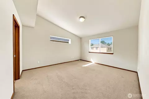 Bedroom - 17804 15th Ave E, Spanaway, WA 98387 photo 4 of 6