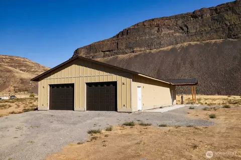1050 Palisades Rd, Palisades, WA 98845