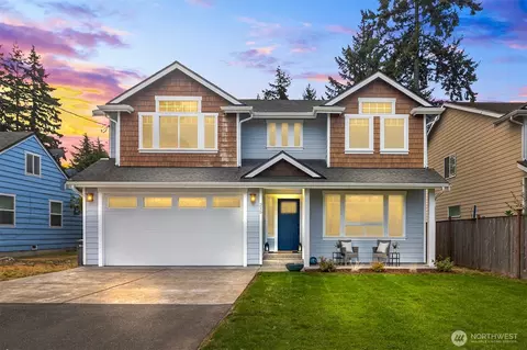 215 SW 144th St, Burien, WA 98166