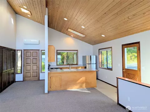 Kitchen - 237 Switchback Rd, Eastsound, WA 98245 photo 1 of 3