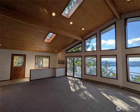 Living - 237 Switchback Rd, Eastsound, WA 98245 photo 5 of 5